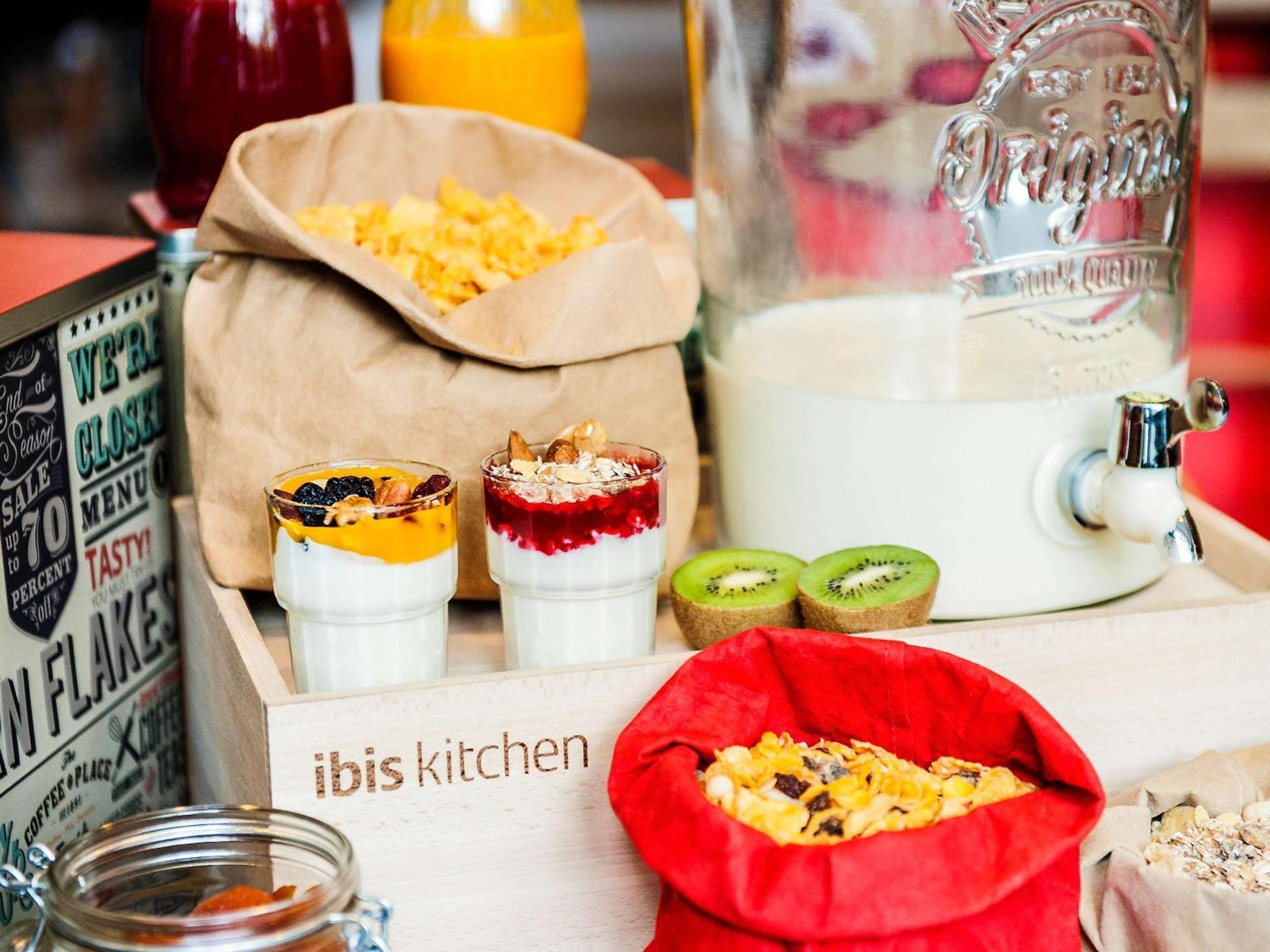 Ibis Off Grand'place Hotel 3*